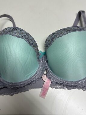 Victoria's Secret Mint and Gray Lace Push-Up Bra